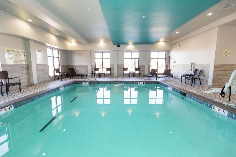 Hampton Inn Mustang image
