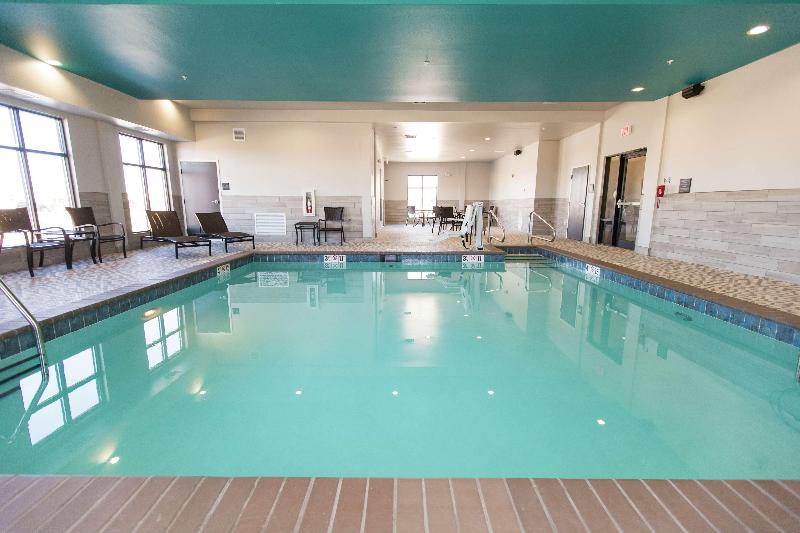 Hampton Inn Mustang image