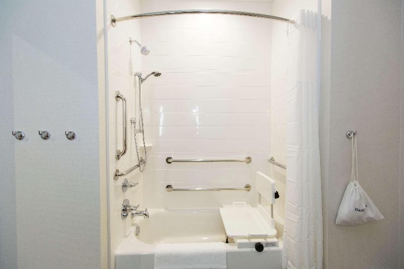 Hampton Inn Mustang image