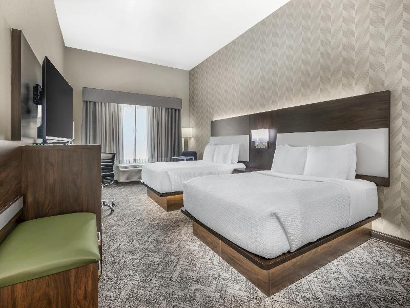 Best Western Plus Parkside Inn & Suites image