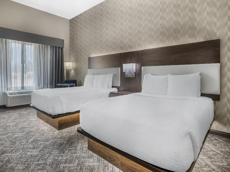 Best Western Plus Parkside Inn & Suites image