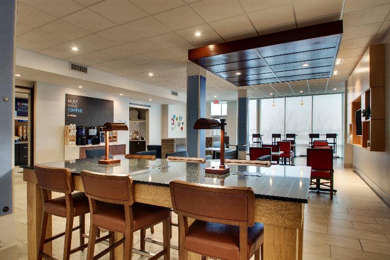 Holiday Inn Express Mt Sterling North image