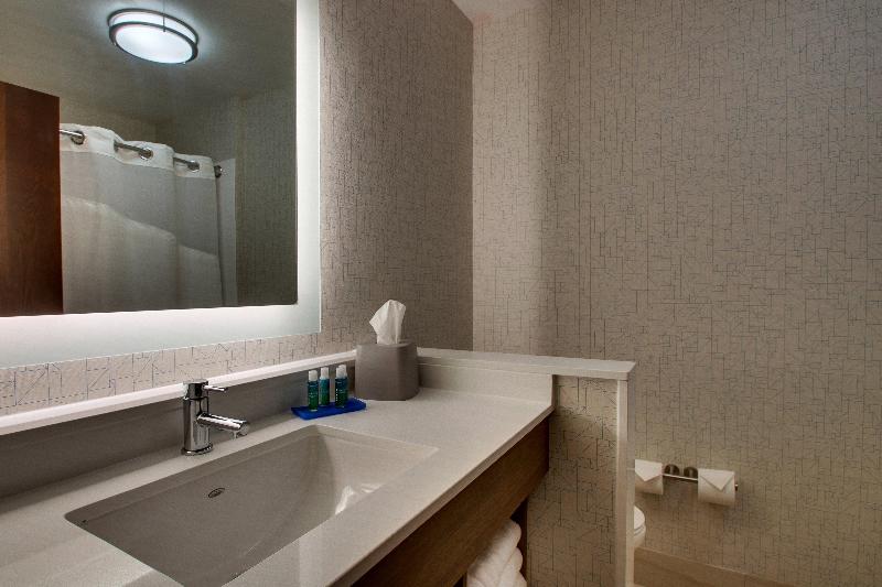 Holiday Inn Express Mt Sterling North image