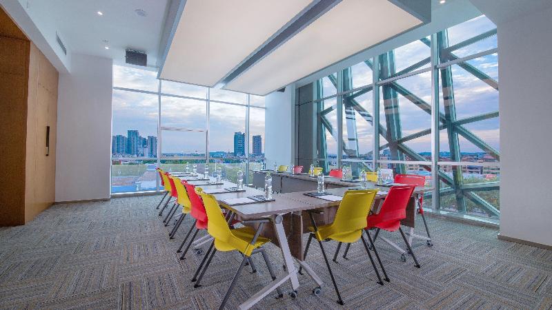 Holiday Inn Express Mianyang High-Tech Zone image