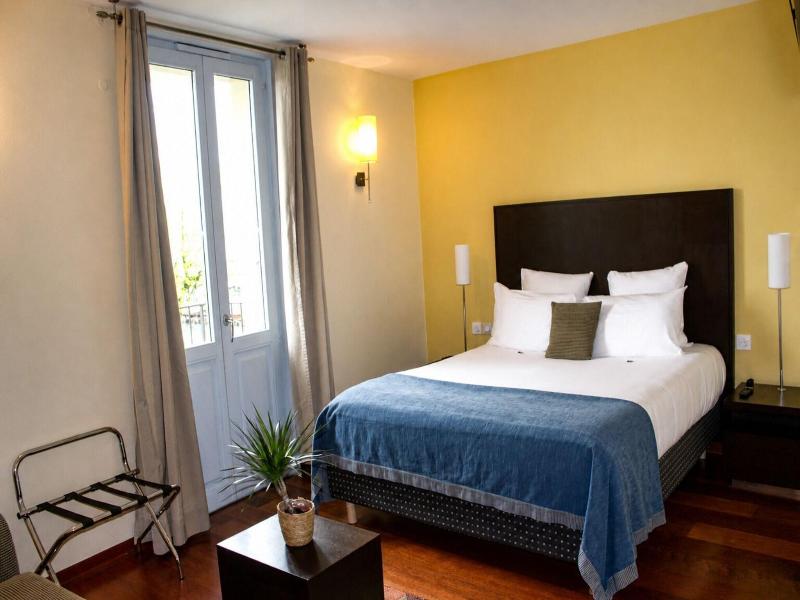 Hôtel Le Jules Verne image
