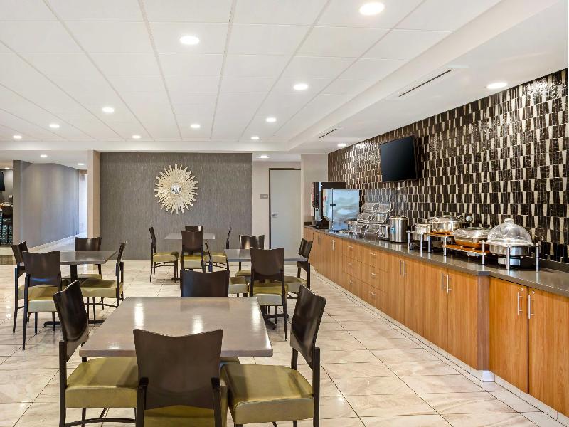 Best Western Plus Coalinga Inn image