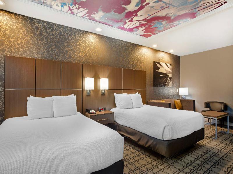 Best Western Plus Coalinga Inn image