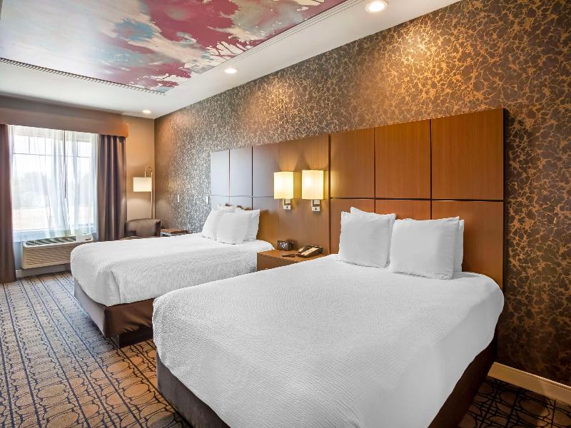 Best Western Plus Coalinga Inn image