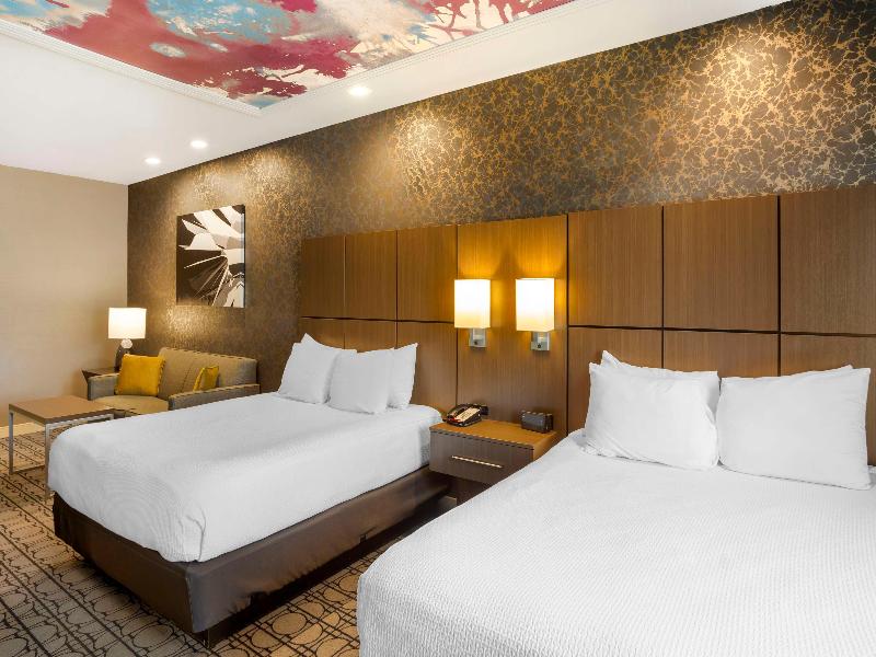 Best Western Plus Coalinga Inn image