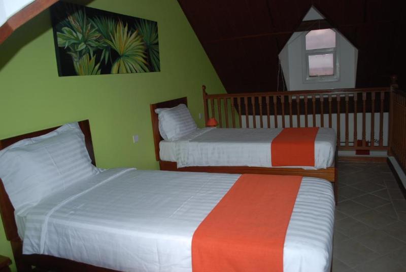 Sunset Reef Resort & Spa gallery photo 7