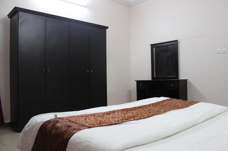 Al Eairy Hotel Apartments Baha 2 image