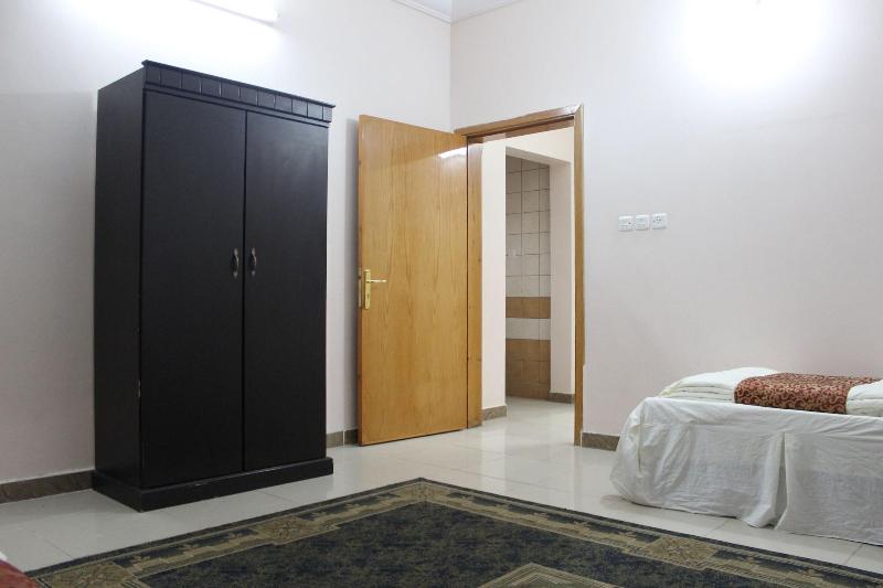 Al Eairy Hotel Apartments Baha 2 image