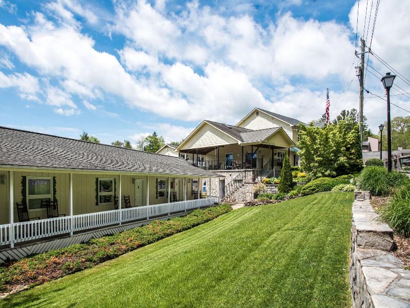 Boxwood Lodge