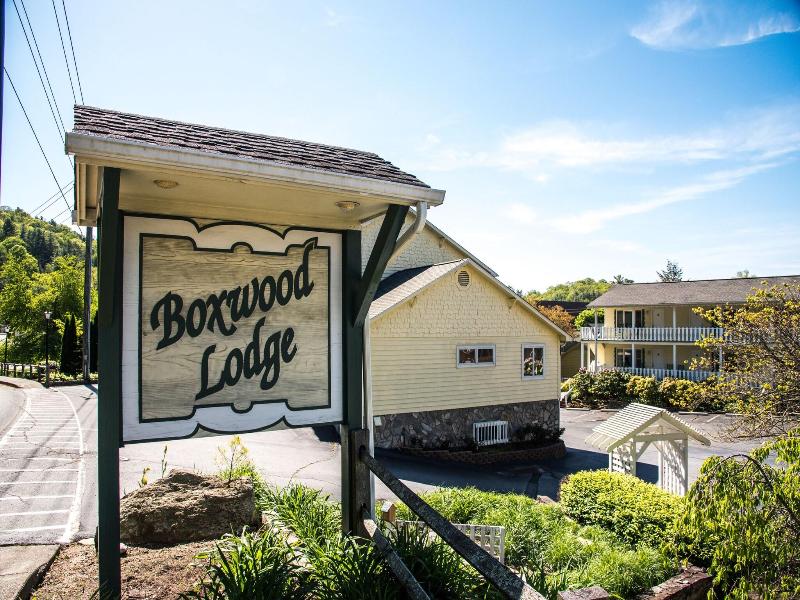 Boxwood Lodge