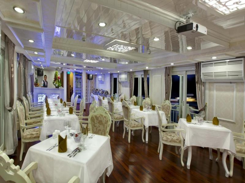 Signature Halong Cruise image