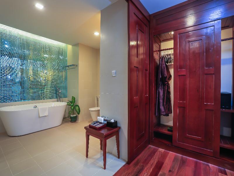 Lotus Blanc Hotel image