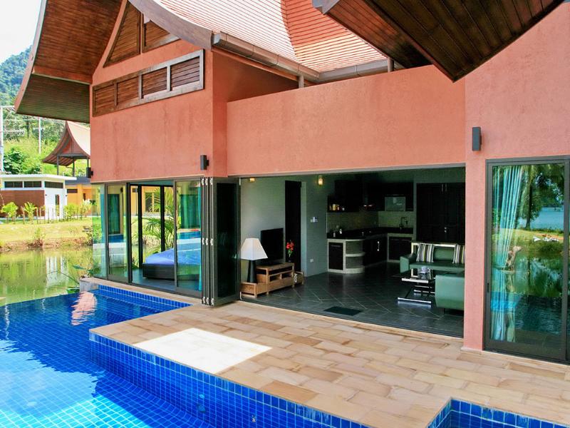 Tha Lane Bay Villas image