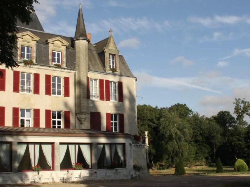 Chateau Laroche-Ploquin image