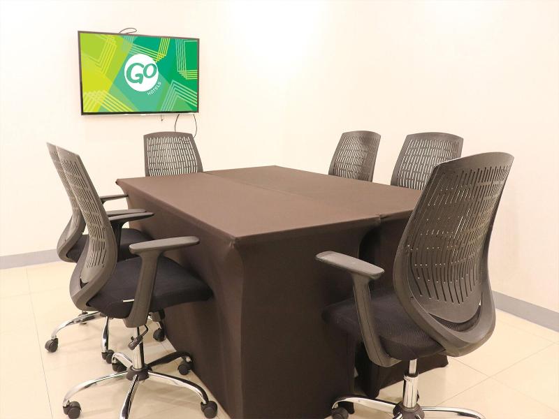 Go Hotels Ermita image