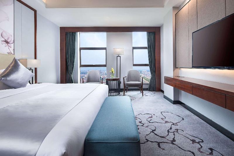 Ramada Plaza by Wyndham Yueyang Linxiang image 2