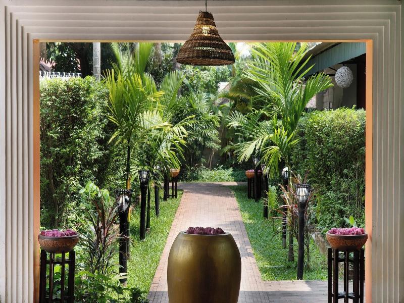 Central Privilege Hotel image