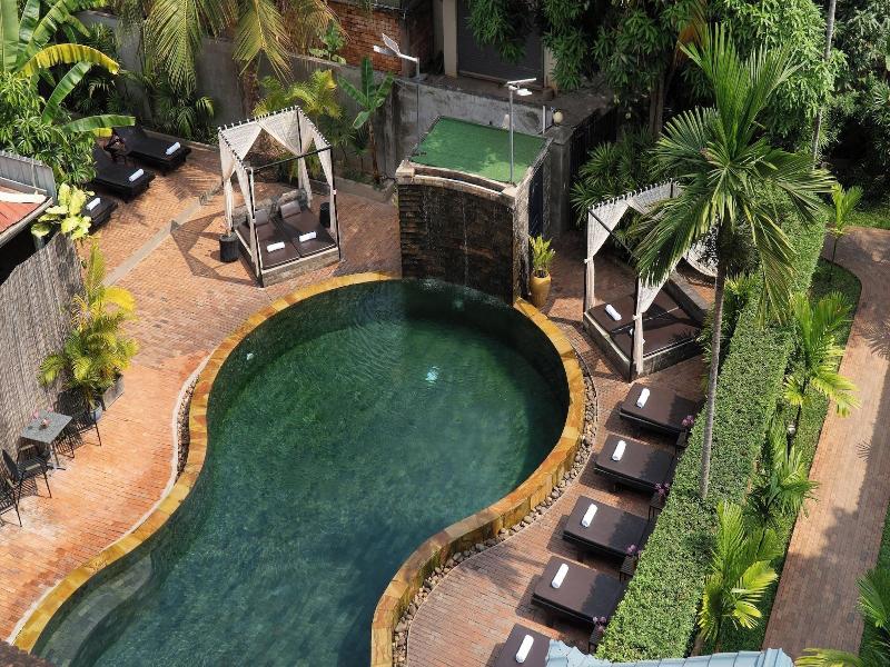 Central Privilege Hotel image