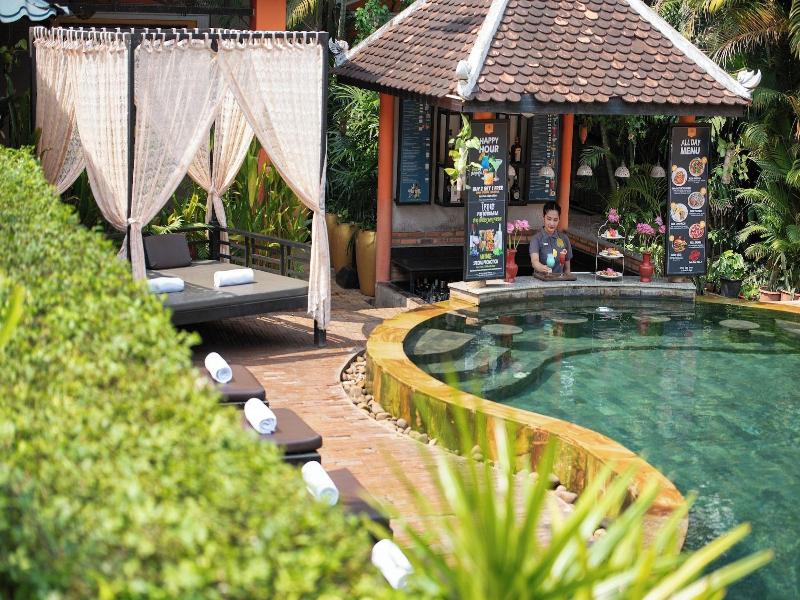 Central Privilege Hotel image