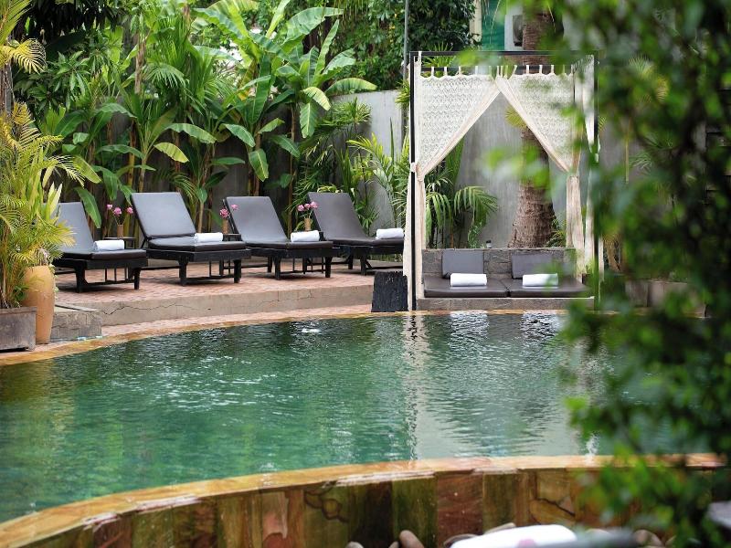 Central Privilege Hotel image