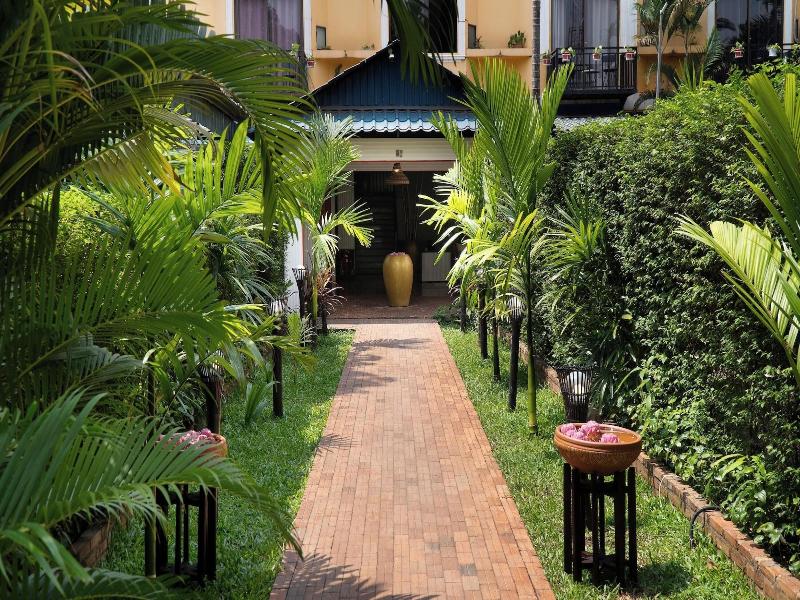 Central Privilege Hotel image