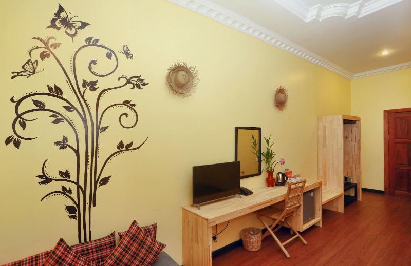 Central Privilege Hotel image