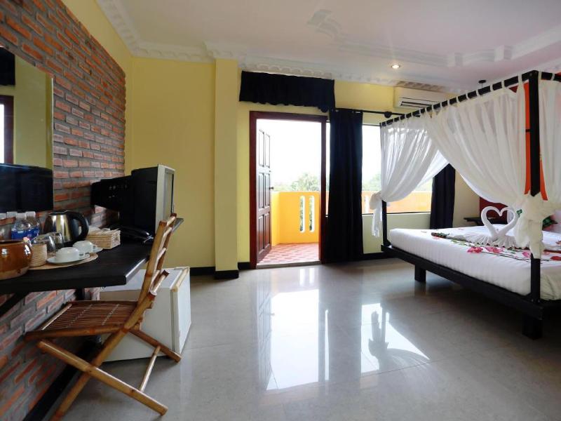 Central Privilege Hotel image