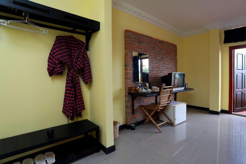 Central Privilege Hotel image