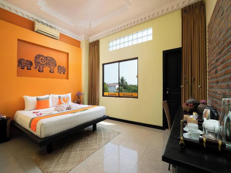 Central Privilege Hotel image