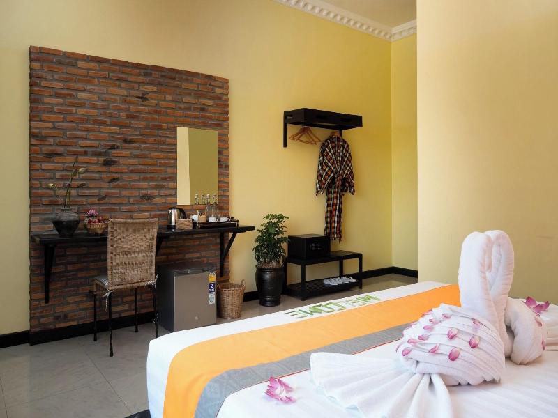 Central Privilege Hotel image