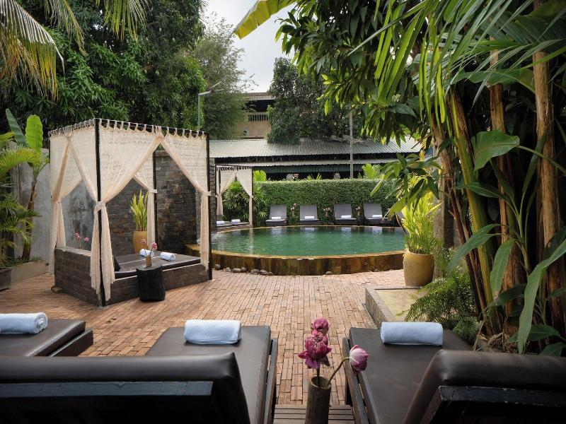 Central Privilege Hotel image