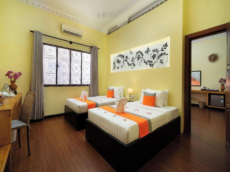 Central Privilege Hotel image