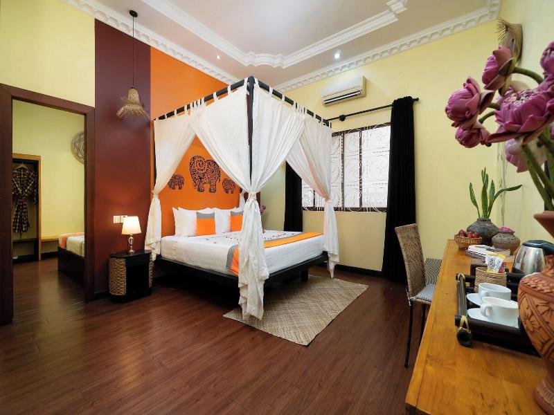 Central Privilege Hotel image