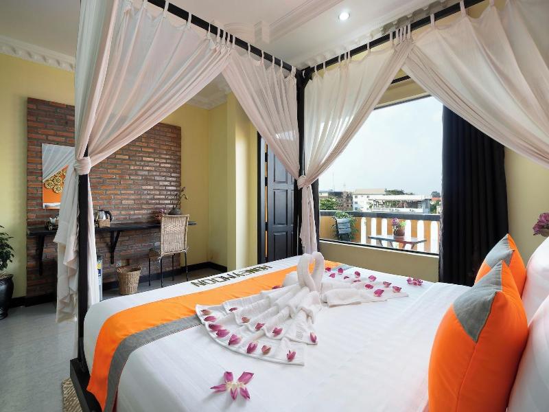 Central Privilege Hotel image