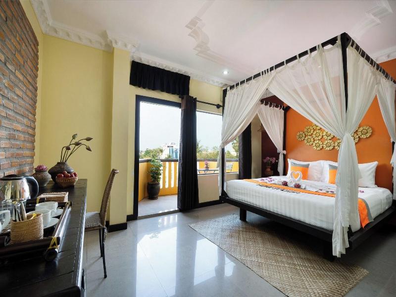 Central Privilege Hotel image