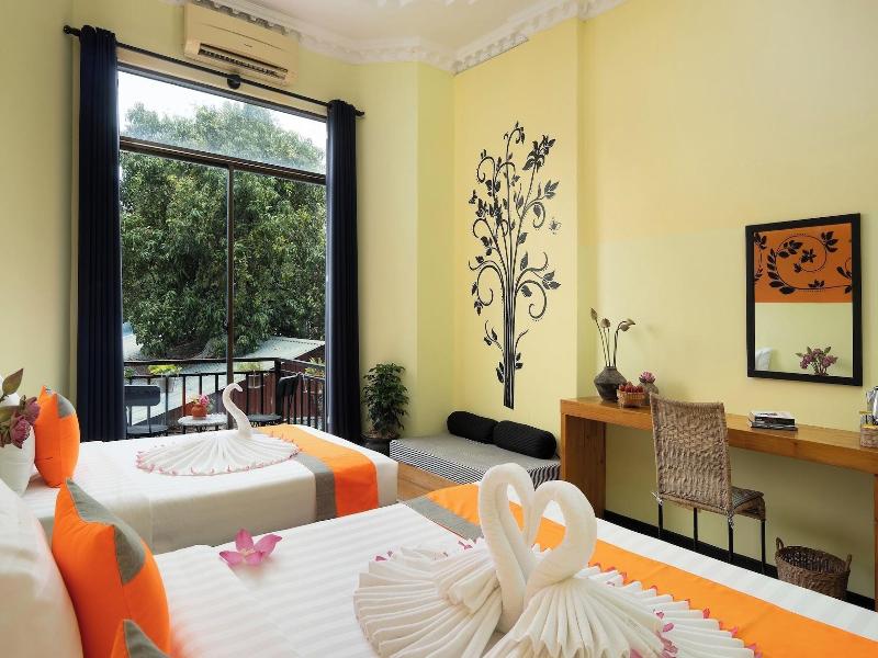 Central Privilege Hotel image