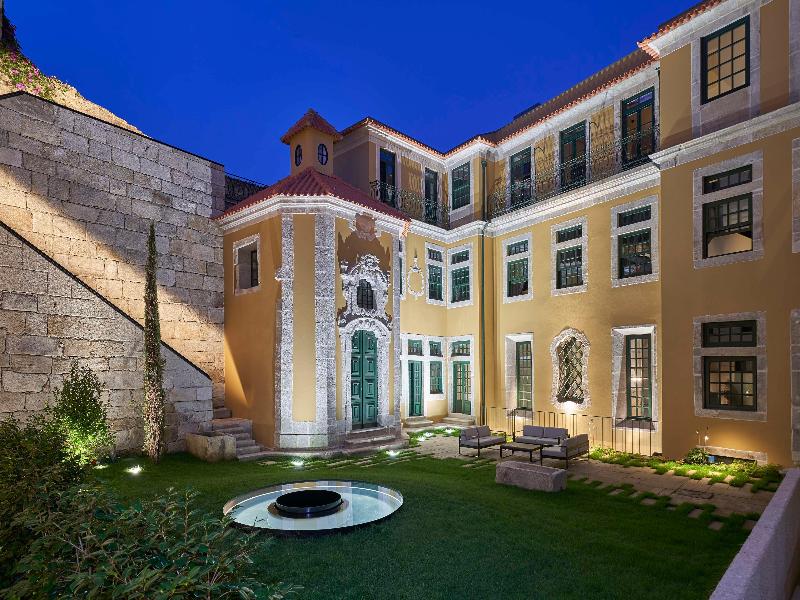 PortoBay Flores image