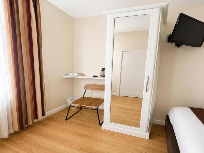 King's Cross Hotel image