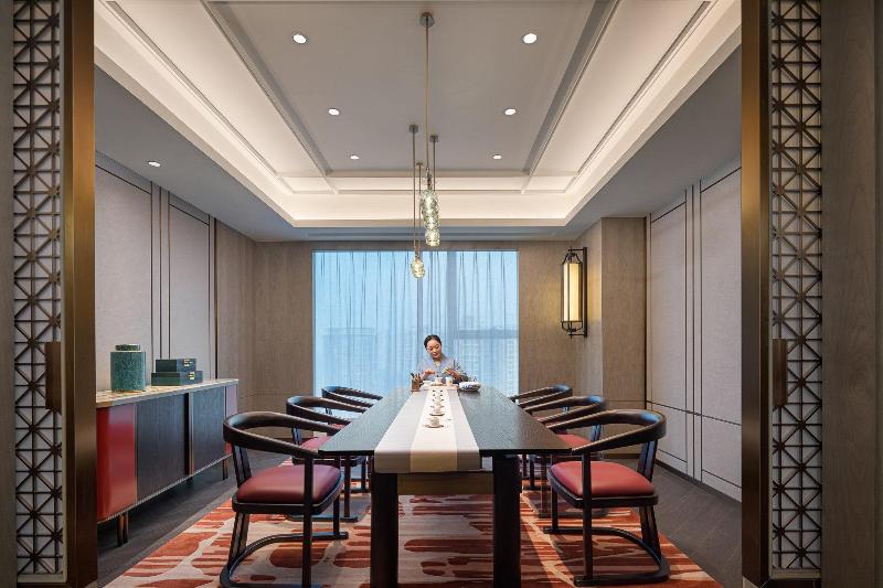 HUALUXE Leshan, an IHG hotel image