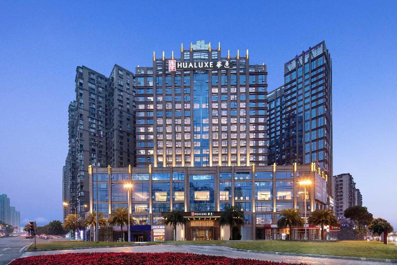 HUALUXE Leshan, an IHG hotel image