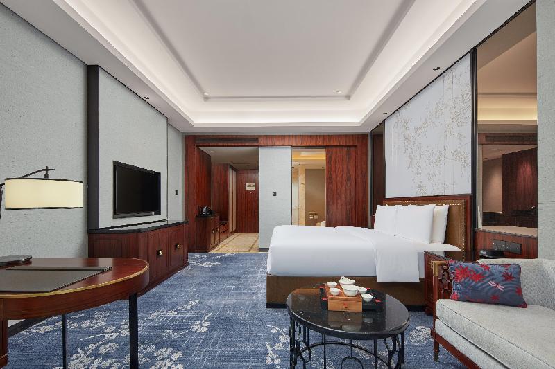 HUALUXE Leshan, an IHG hotel image