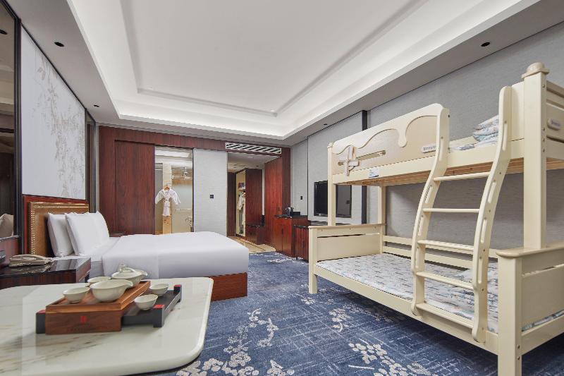 HUALUXE Leshan, an IHG hotel image