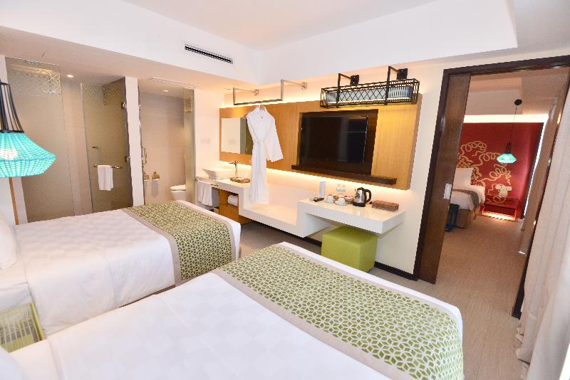 Hue Hotels and Resorts Boracay gallery photo 12