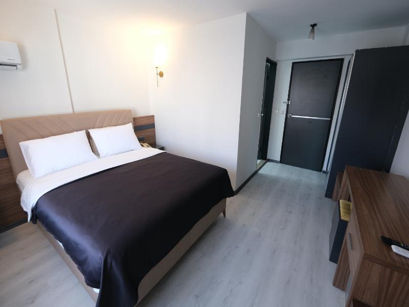 Ustun Otel Alsancak image