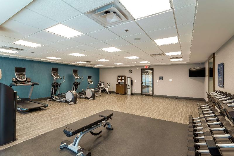 Hampton Inn Madison image