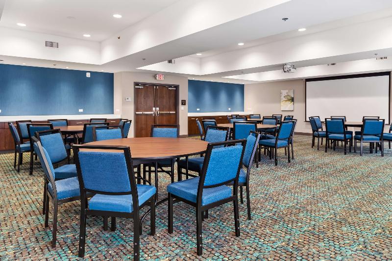 Hampton Inn Madison image